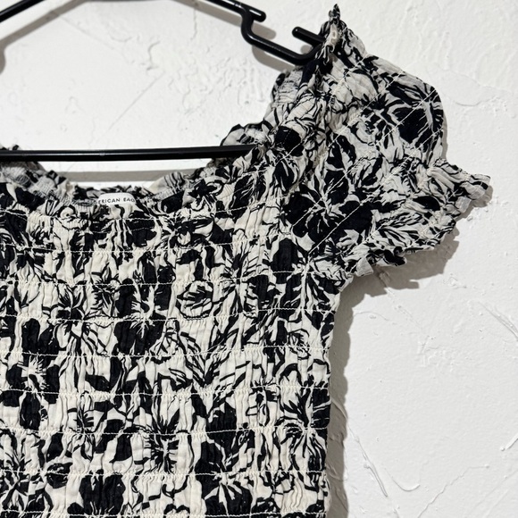 American Eagle Dress Size XS Black Ivory Floral Off Shoulder Smocked Cotton - Picture 6 of 11